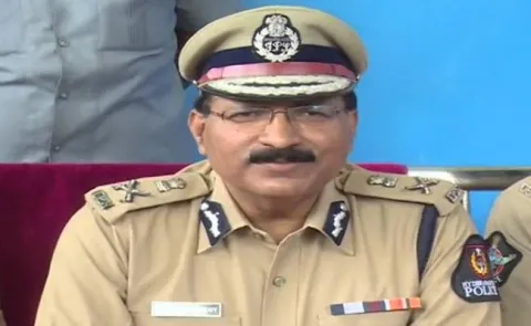 Mahender Reddy appointed as Telangana incharge DGP - Sakshi
