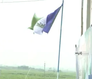 YS Jagan Begins 7th Day Padayatra From Ekkupally - Sakshi