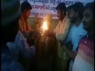 pawan kalyan fans support to sivabalaji movie snehamera jeevitha - Sakshi