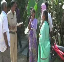 biryani clashes between husband and wife - Sakshi