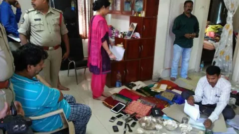 ACB Rides on Survey inspector - Sakshi