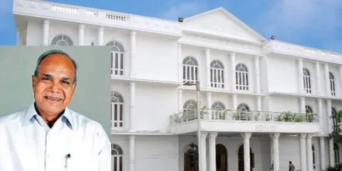 TN Governor makes this famous place in Chennai a non-veg free zone . - Sakshi