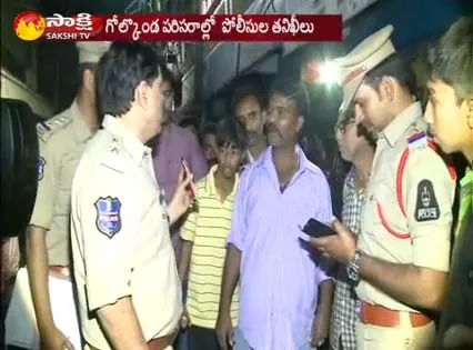 Police checks in Golkonda - Sakshi