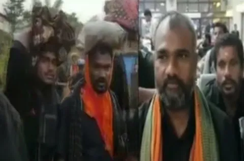 Ayyappa devotees reached Sabarimala - Sakshi