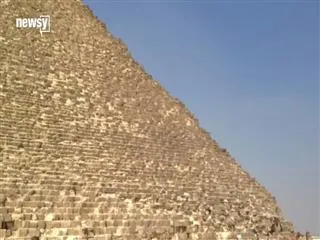 The Great Pyramid of Giza is hiding a secret chamber - Sakshi