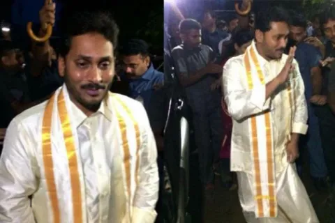 YS Jagan Visit Tirumala Temple || Meets Swaroopanand Saraswati - Sakshi