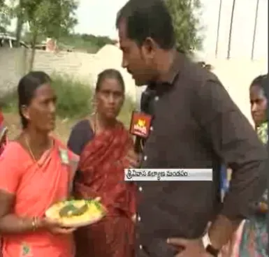 YS Jagan Receives a Grand Welcome At Vempally - Sakshi