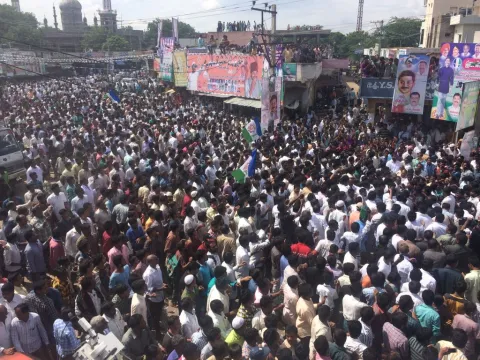 Y S Jagan PrajaSankalpaYatra Reached Vempalli - Sakshi