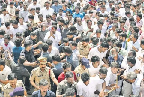 YS Jagan 3rd Day PrajaSankalpaYatra End - Sakshi