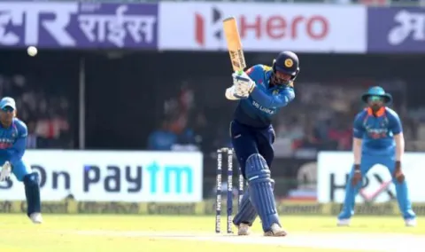 Upul Tharanga Half century in Vizag odi - Sakshi