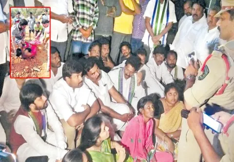 political Parties supports to jerripothula victims - Sakshi