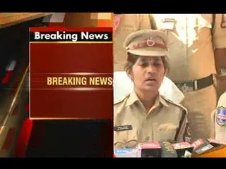 Sandhya rani case: Police Produce accused karthik Before Media - Sakshi