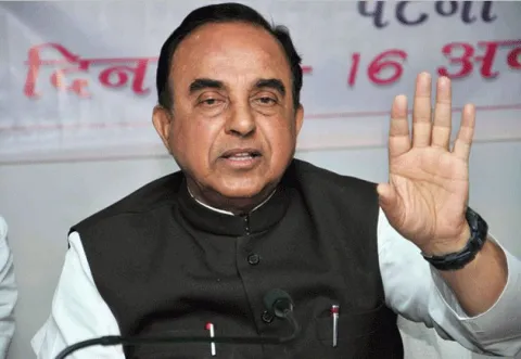 BJP Leader Subramanian Swamy Comments on Sasikala - Sakshi