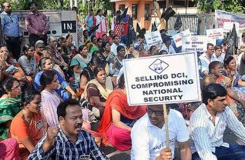YSRCP Support to DCI Employees - Sakshi