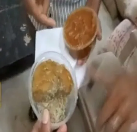 Chandranna Kanuka Damaged in Nandyal - Sakshi