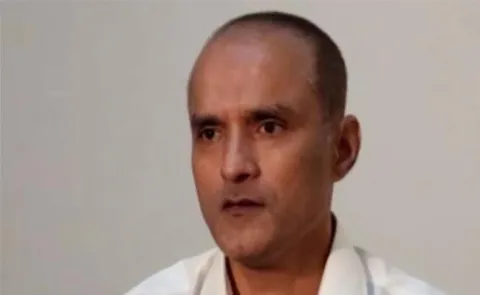 Pakistan allows Kulbhushan Jadhav to meet wife - Sakshi