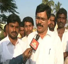Praja Sankalpa Yatra receives good response from people:kapu ramachandra reddy - Sakshi