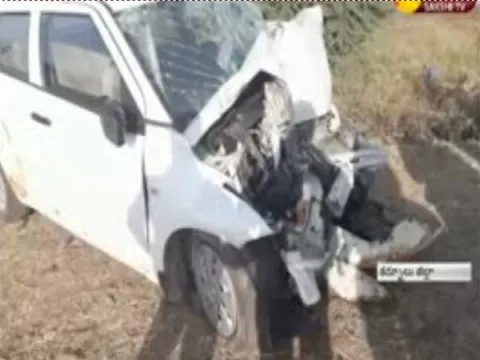 road accident at sirivella..two died - Sakshi