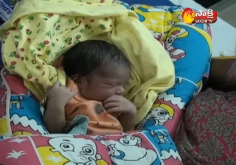 woman gave her son to ICDS In Rayachoty - Sakshi