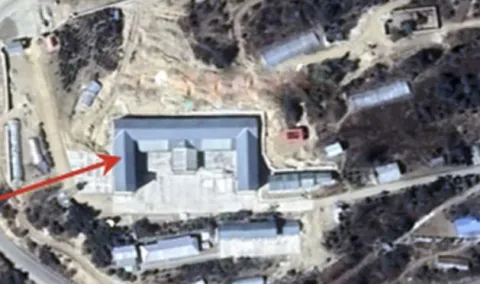 China Builds Military Complex Close to Doklam - Sakshi