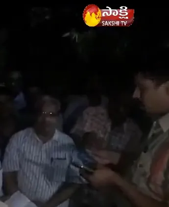 Chit Fund Company Fraud in kodad - Sakshi