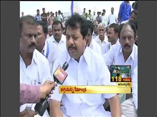 MLA Gurunath Reddy Speaks to Media - Sakshi