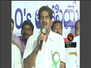 APNGO President Ashok Babu speaks to media - Sakshi