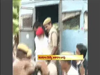 Asaram bapu remanded in judicial custody for 14 days by a Jodhpur court - Sakshi