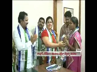Minister balaraju in shock - Sakshi
