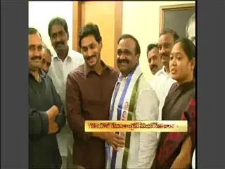 Kanumuri Raghurama krishnam Raju and Balashowry vallabhaneni joins ysr congress party - Sakshi