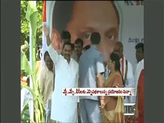 bankers neglects to sanction loans for sc st bcs - Sakshi