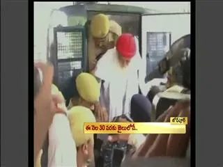 Asaram Bapu to stay in Jail after Court extends his judicial custody in sexual assault case - Sakshi