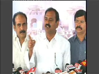Bhumana Karunakar Reddy fire on CM Kiran - Sakshi