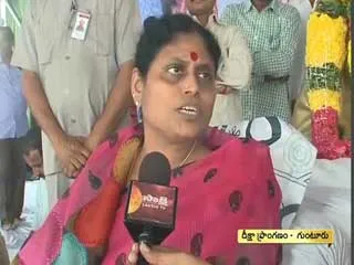 Day 3: Vijayamma's Indefinite Fast - Sakshi