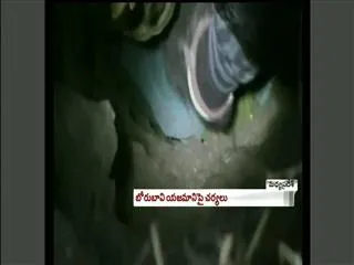 65-year-old man rescued from borewell in MP - Sakshi