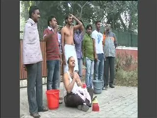 samaikyandhra student jac dharna at chiranjeevi house in delhi - Sakshi