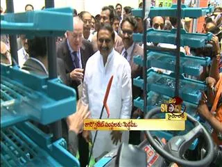MNCs dominate global farmers summit - Sakshi