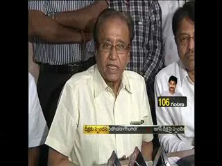 Equal distribution of properties and water needed: Suravaram - Sakshi