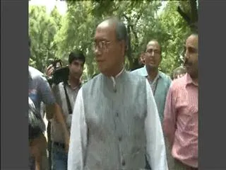 Hyderabad could be modelled after Delhi: Digvijay Singh - Sakshi