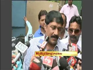 Delhi Developments: Seemandhra Ministers Meets PM Manmohan - Sakshi