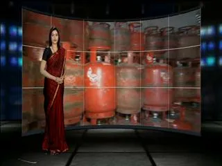 Gas Dealers to Strike from 25th February - Sakshi