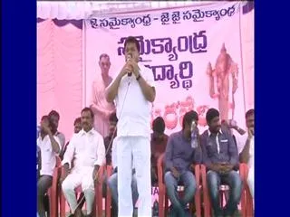 YSRCP Leader Gurunath Reddy fire on Seemandhra MP's - Sakshi