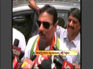 Congress High Command Dilemma On Hyderabad - Sakshi