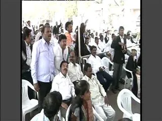 Samaikyandhra advocate jac dharna at indira park - Sakshi