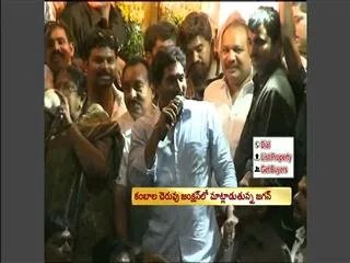 overwhelming public in ys jagan's tour in east godavari - Sakshi