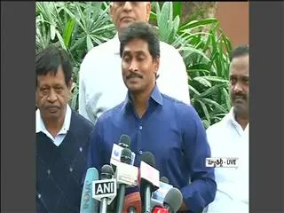 Jagan to Press - Sakshi