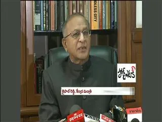 jaipal reddy lashes out at kiran kumar reddy - Sakshi