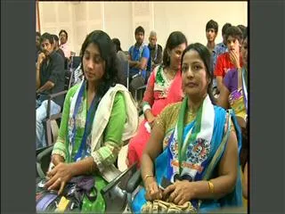 Cine, TV Stars joins in YSRCP - Sakshi