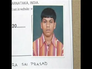 medical student set ablaze by miscreants dies - Sakshi