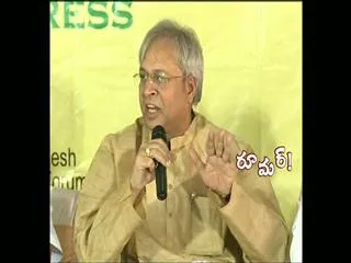 undavalli arun kumar plays key role in kiran's new party - Sakshi